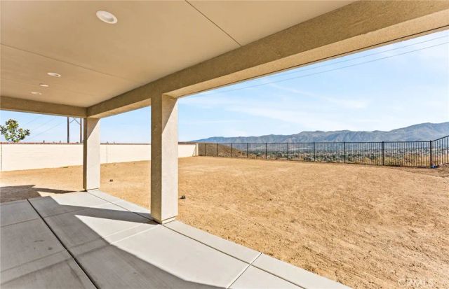 4021 Hudson Lane, Lake Elsinore, CA 92530