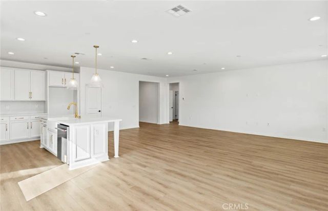 4021 Hudson Lane, Lake Elsinore, CA 92530