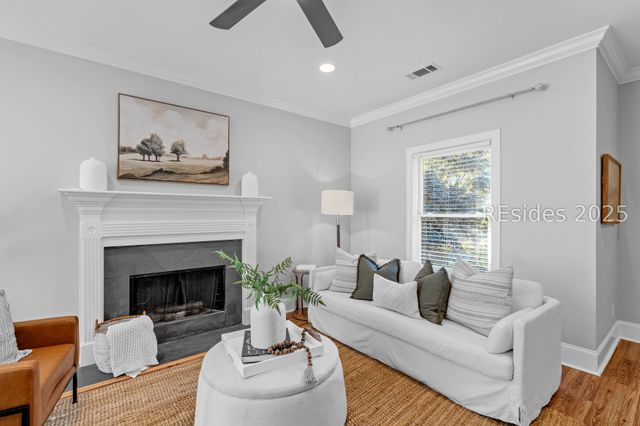 415 Joshua Ct, Beaufort, SC 29902