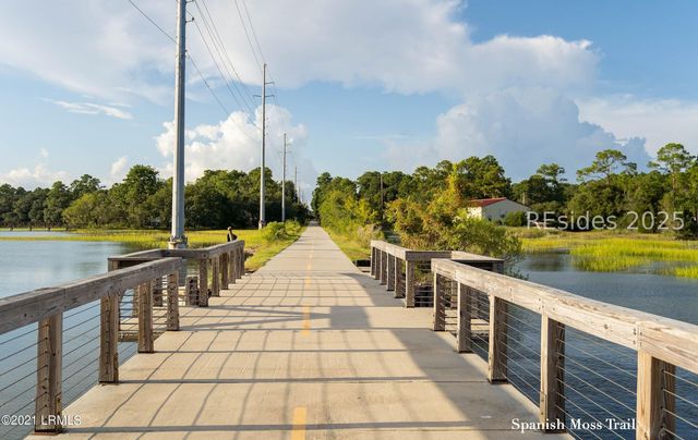 415 Joshua Ct, Beaufort, SC 29902