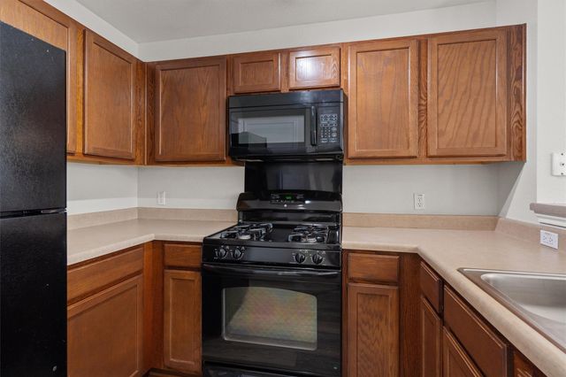5825 Silver Screen DR, Austin, TX 78747
