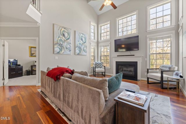 104 Woodlawn Drive, Hillsborough, NC 27278