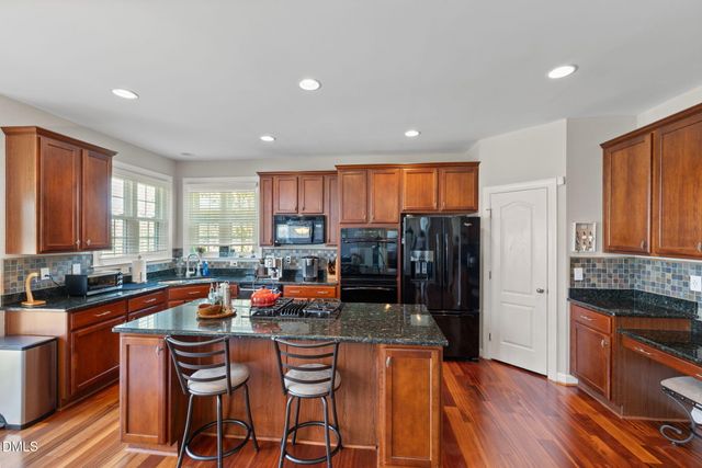 104 Woodlawn Drive, Hillsborough, NC 27278