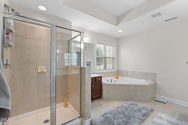 104 Woodlawn Drive, Hillsborough, NC 27278