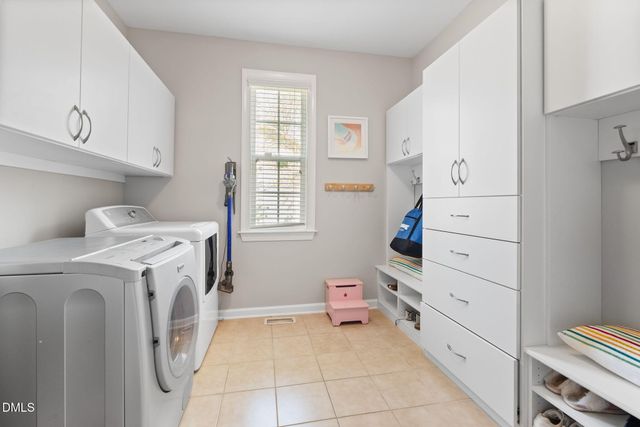 104 Woodlawn Drive, Hillsborough, NC 27278