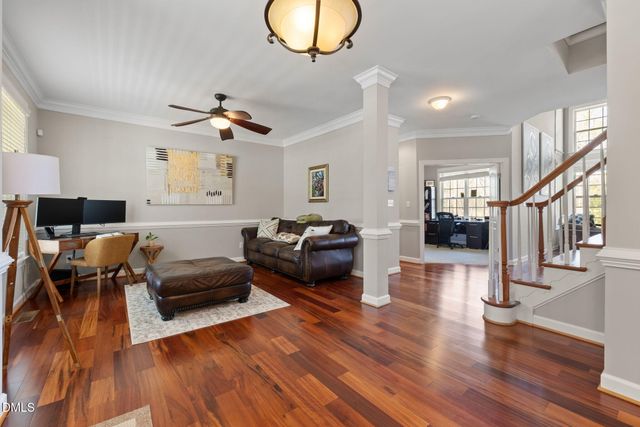 104 Woodlawn Drive, Hillsborough, NC 27278