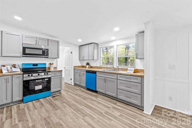 1821 Bascom Lane, Midland, NC 28107