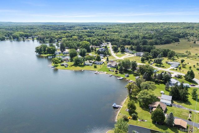 3133 BULL DOG Lane, Surrey Township, MI 48622