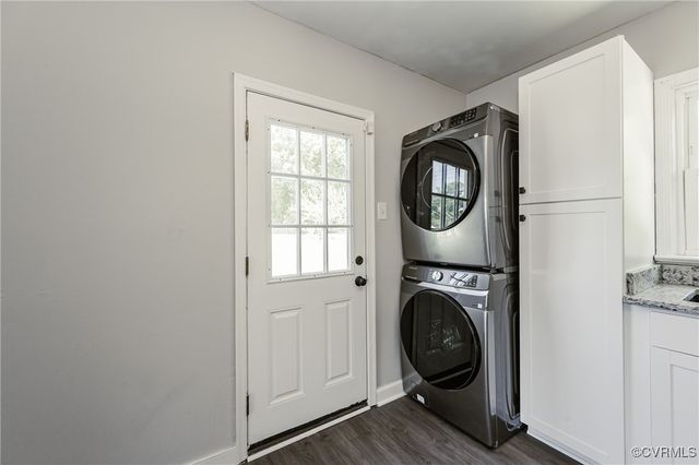 111 N Mapleleaf Ave, Highland Springs, VA 23075
