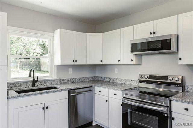 111 N Mapleleaf Ave, Highland Springs, VA 23075