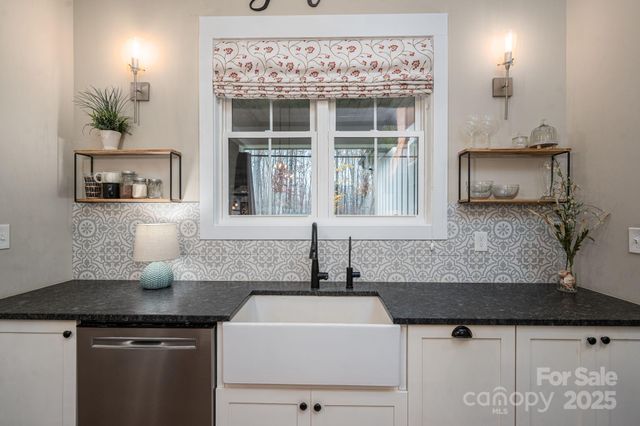 2656 Lee Lawing Road, Lincolnton, NC 28092