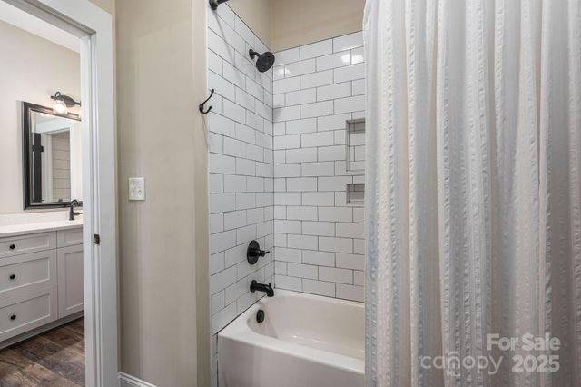 2656 Lee Lawing Road, Lincolnton, NC 28092