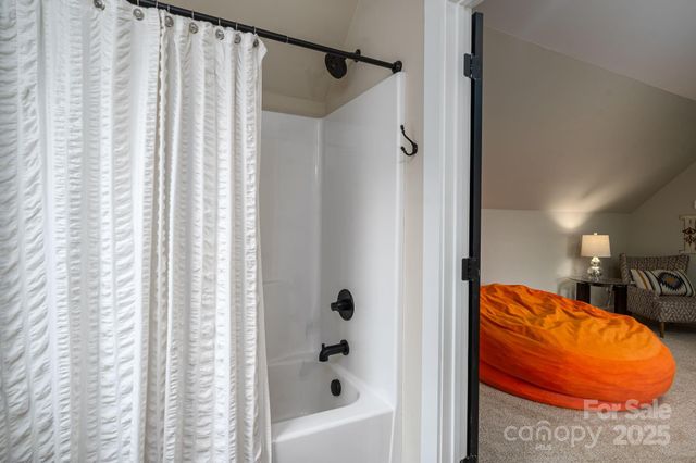 2656 Lee Lawing Road, Lincolnton, NC 28092