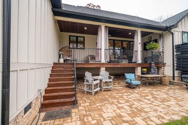 2656 Lee Lawing Road, Lincolnton, NC 28092