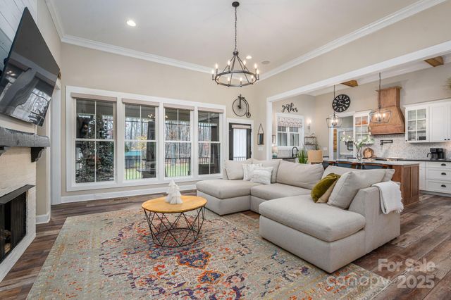 2656 Lee Lawing Road, Lincolnton, NC 28092