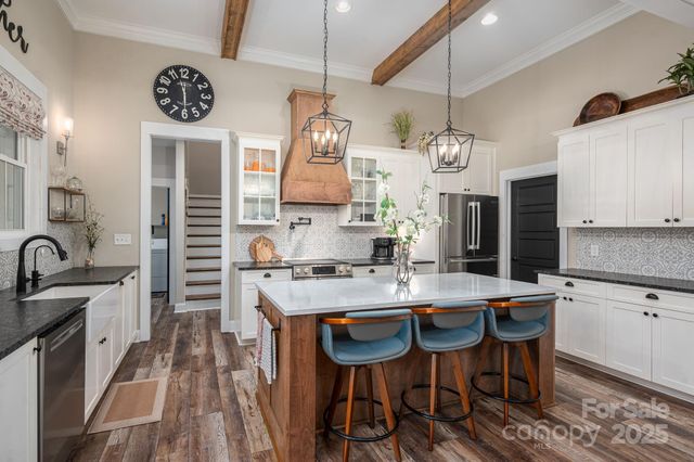 2656 Lee Lawing Road, Lincolnton, NC 28092