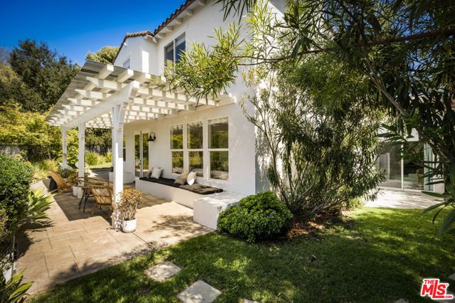 675 Shafter Way, Los Angeles, CA 90042