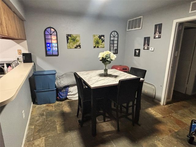 8918 Bissonnet Street 207, Houston, TX 77074