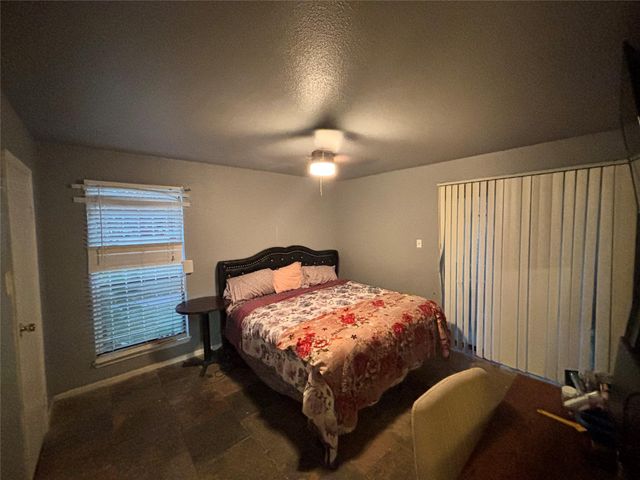 8918 Bissonnet Street 207, Houston, TX 77074