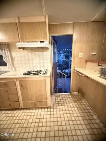 11100 Telegraph 57, Ventura, CA 93004