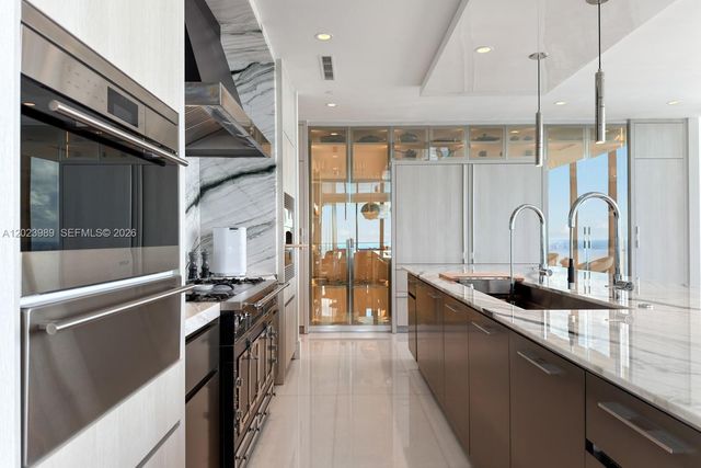 17975 Collins Ave N-4602, Sunny Isles Beach, FL 33160