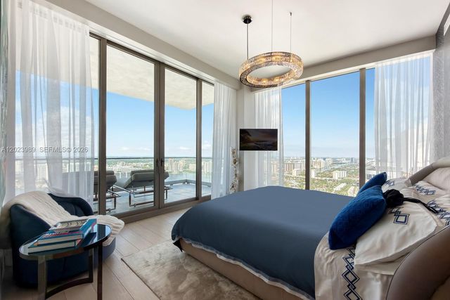 17975 Collins Ave N-4602, Sunny Isles Beach, FL 33160