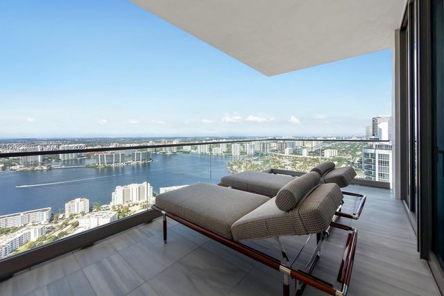 17975 Collins Ave N-4602, Sunny Isles Beach, FL 33160
