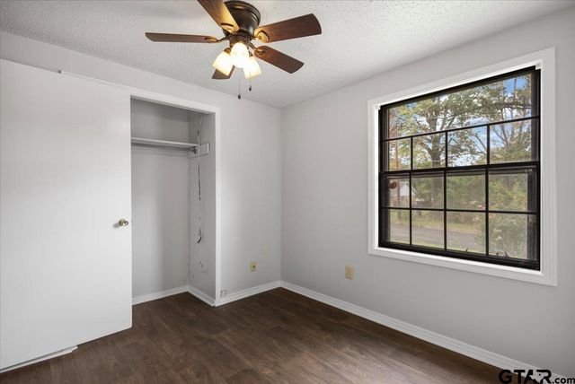 2319 Danica Dr, Tyler, TX 75701