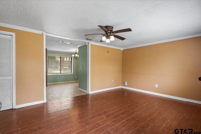 2319 Danica Dr, Tyler, TX 75701