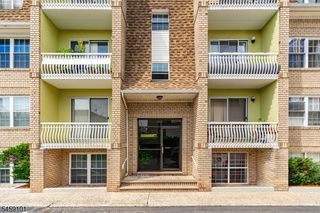 272 Walnut St 5D, Newark City, NJ 07105