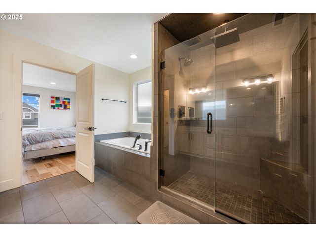 12518 Ne 102ND Way, Vancouver, WA 98682