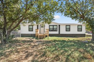1205 N Columbia Street, Stephenville, TX 76401