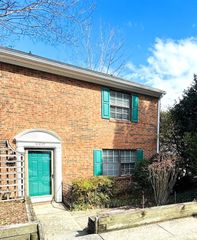 10935 Hunter Trail Lane, Charlotte, NC 28226