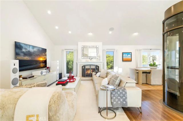 520 Kings, Newport Beach, CA 92663