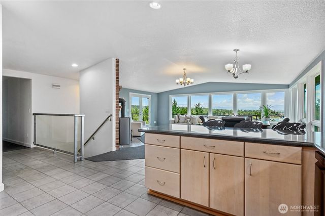 573 Klamath Drive, La Conner, WA 98257