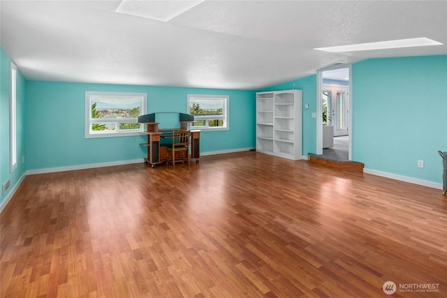 573 Klamath Drive, La Conner, WA 98257