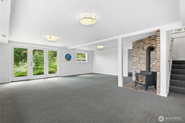 573 Klamath Drive, La Conner, WA 98257