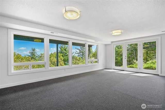 573 Klamath Drive, La Conner, WA 98257