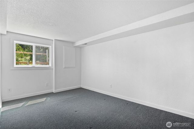 573 Klamath Drive, La Conner, WA 98257