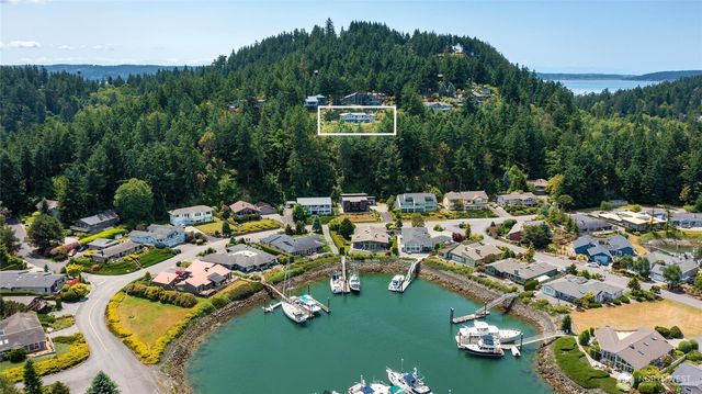 573 Klamath Drive, La Conner, WA 98257