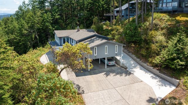 573 Klamath Drive, La Conner, WA 98257