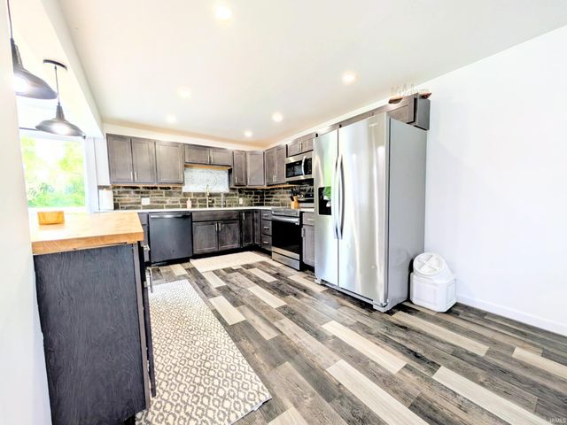 10920 Washington Street, Zanesville, IN 46799