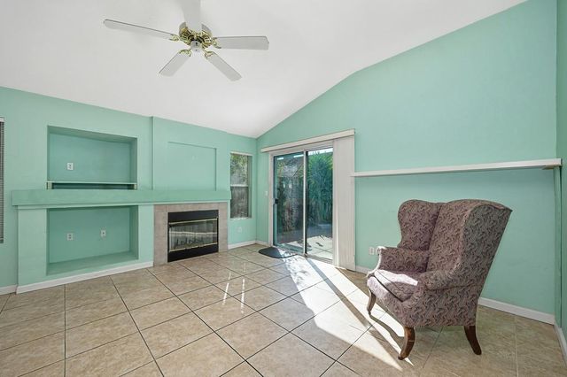 8654 Black Kite Dr, Elk Grove, CA 95624