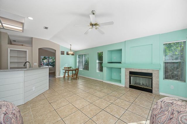 8654 Black Kite Dr, Elk Grove, CA 95624