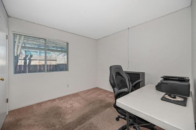 8654 Black Kite Dr, Elk Grove, CA 95624