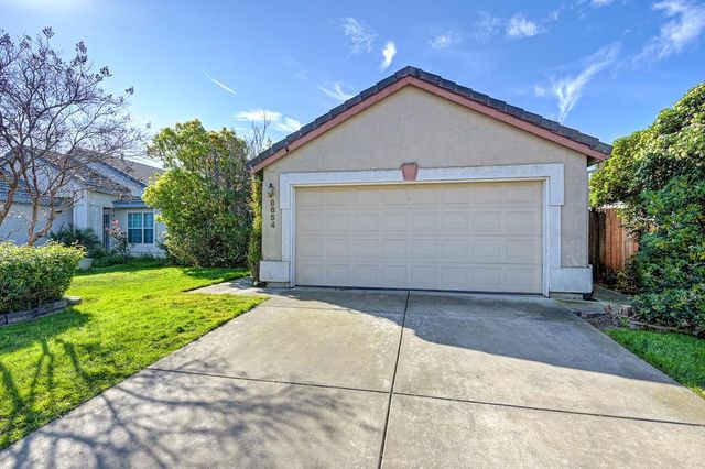 8654 Black Kite Dr, Elk Grove, CA 95624