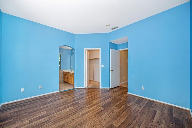 8654 Black Kite Dr, Elk Grove, CA 95624