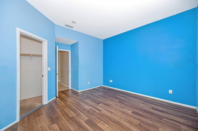 8654 Black Kite Dr, Elk Grove, CA 95624