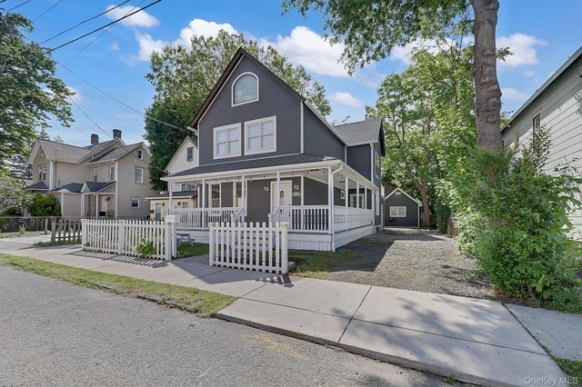 33 Seward Avenue, Port Jervis, NY 12771