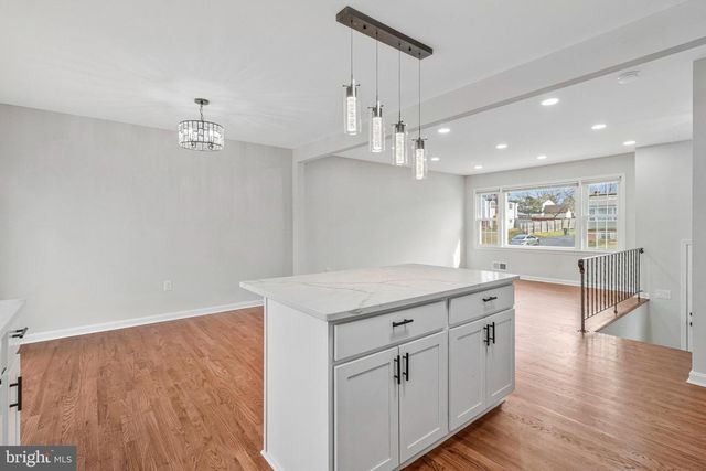 5904 JUSTINA DR, Lanham, MD 20706